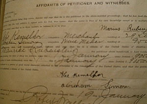 m-abe-maurius-maurice.jpg (15401 bytes)