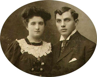 m-e-ovl-frnt-18k-optim.jpg (18602 bytes)