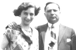 Sam-Mollie-10K.jpg (10317 bytes)