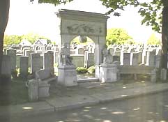 WCfar-adjusted-8k.jpg (7987 bytes)